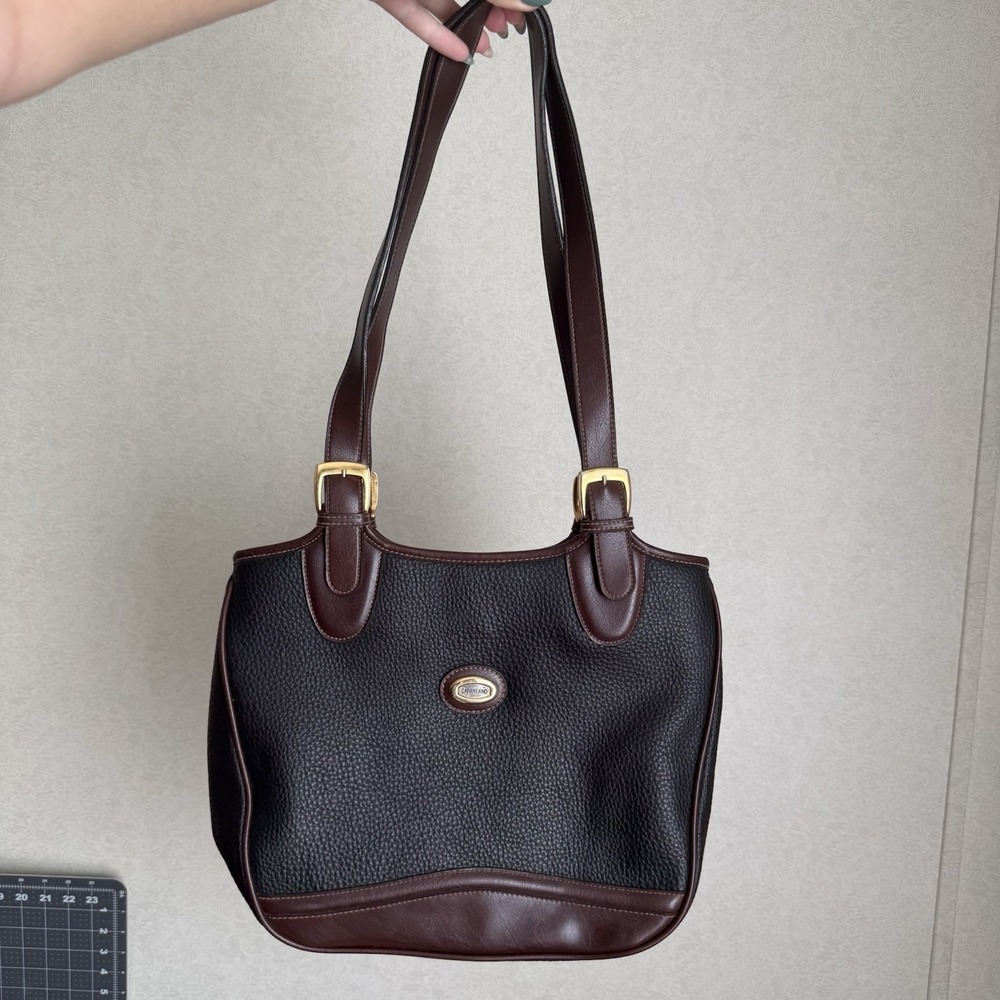 Vintage Carryland Leather Shoulder Handbag Black And Brown With Gold Hardware